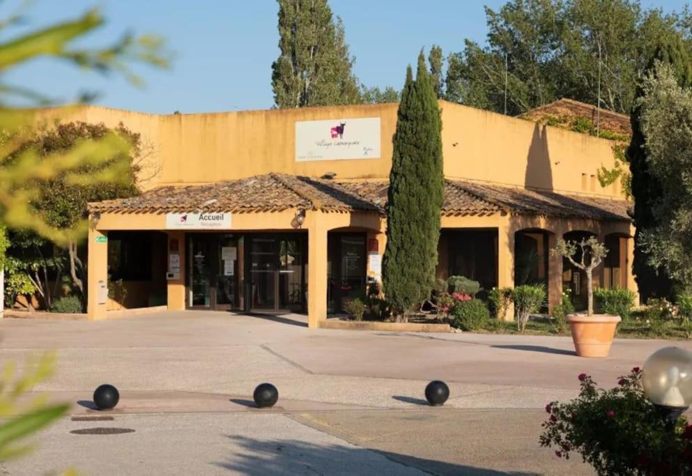 Appartement Residence Vacances Amandier Arles Exterior photo